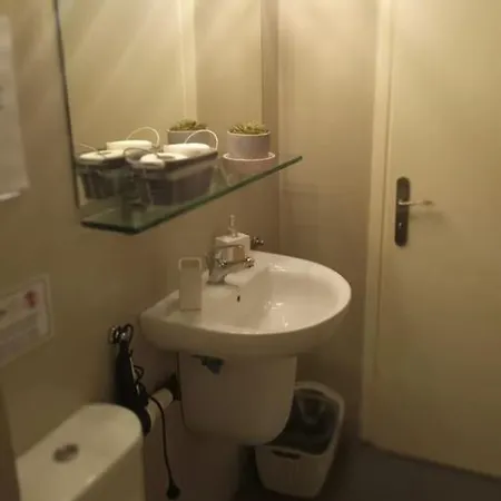Urban Comfort Apartment. Athens