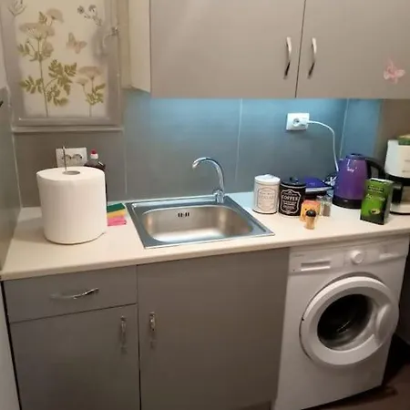 Urban Comfort Apartment.